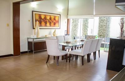 VENTA DE CASA DE 3 PISOS EN ALAMEDA COUNTRY CLUB